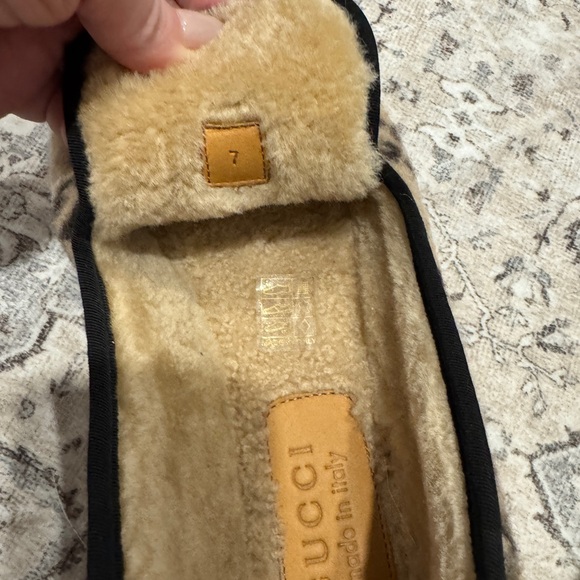 Gucci Beige & Black GG Wool Horsebit Slippers - Picture 3 of 6